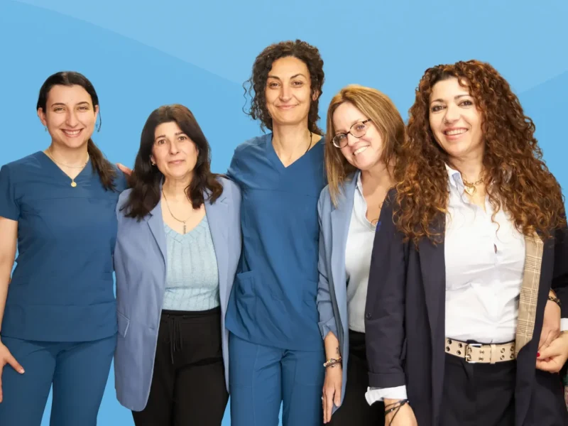 knino-veterinari-cervello-nosotras-fondo-azul knino-veterinari-cervello-nosotras-fondo-azul